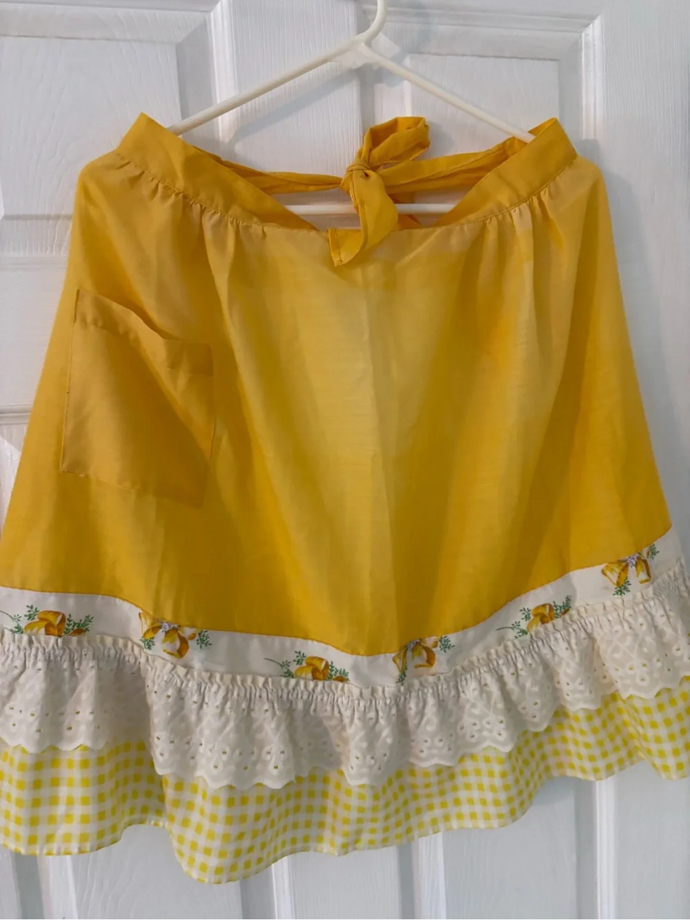 Vintage Yellow Gingham Half Apron Floral Eyelet Lace Ruffle